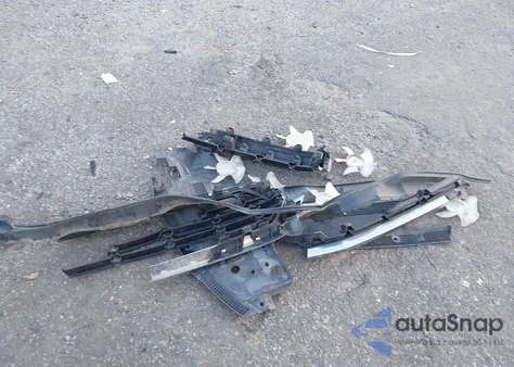 2016 Chevrolet Silverado 1500 1Lt z USA, uszkodzony, nr VIN 3GCPCREC8GG188043